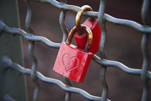 koln cologne rhine love locks bridge