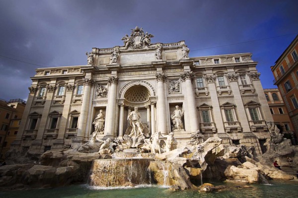 fontana di trevi trevi fountain rome italy