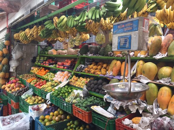 Mercado de Paloquemao bogota colombia