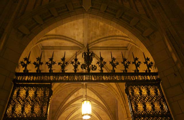 cathedral of learning university of pittsburgh hogwarts